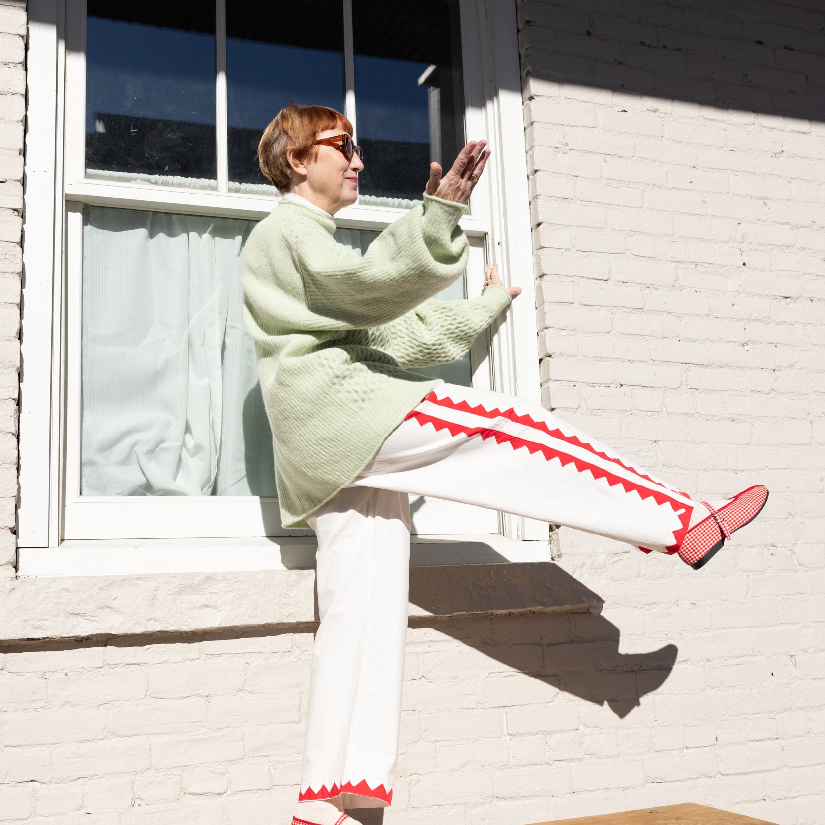 221025_NIKKI-CHASIN_HOLIDAY_ECOMM_ANDREA_COURTYARD-4061.jpg
