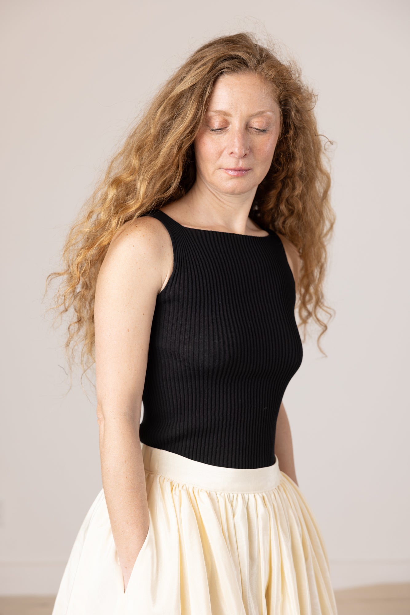 240328_NIKKI_CHASIN_SPRING_2024_STUDIO_ECOMM6380.jpg
