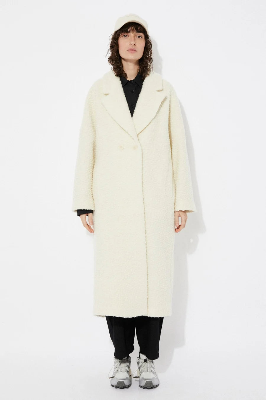 2425I-AB_3D-ice_setut-ice_coat_rita_row_women_AW24_clothing_2.webp