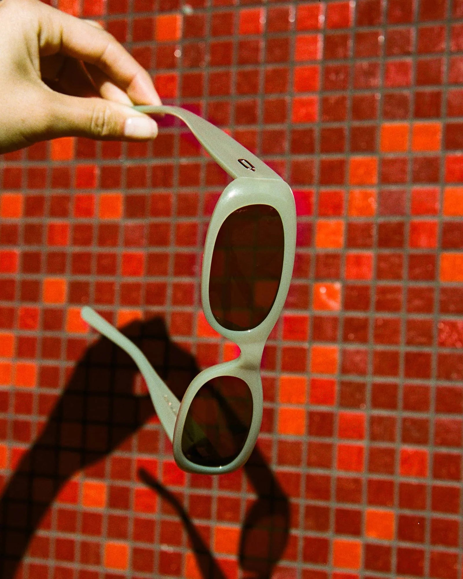 Crap_Eyewear-2024_Spring-Void_Pixie-Product-2-3-web_pdp_lifestyle_1600x_ccc293d4-1cf2-49f3-9a76-9e1850628c28.webp