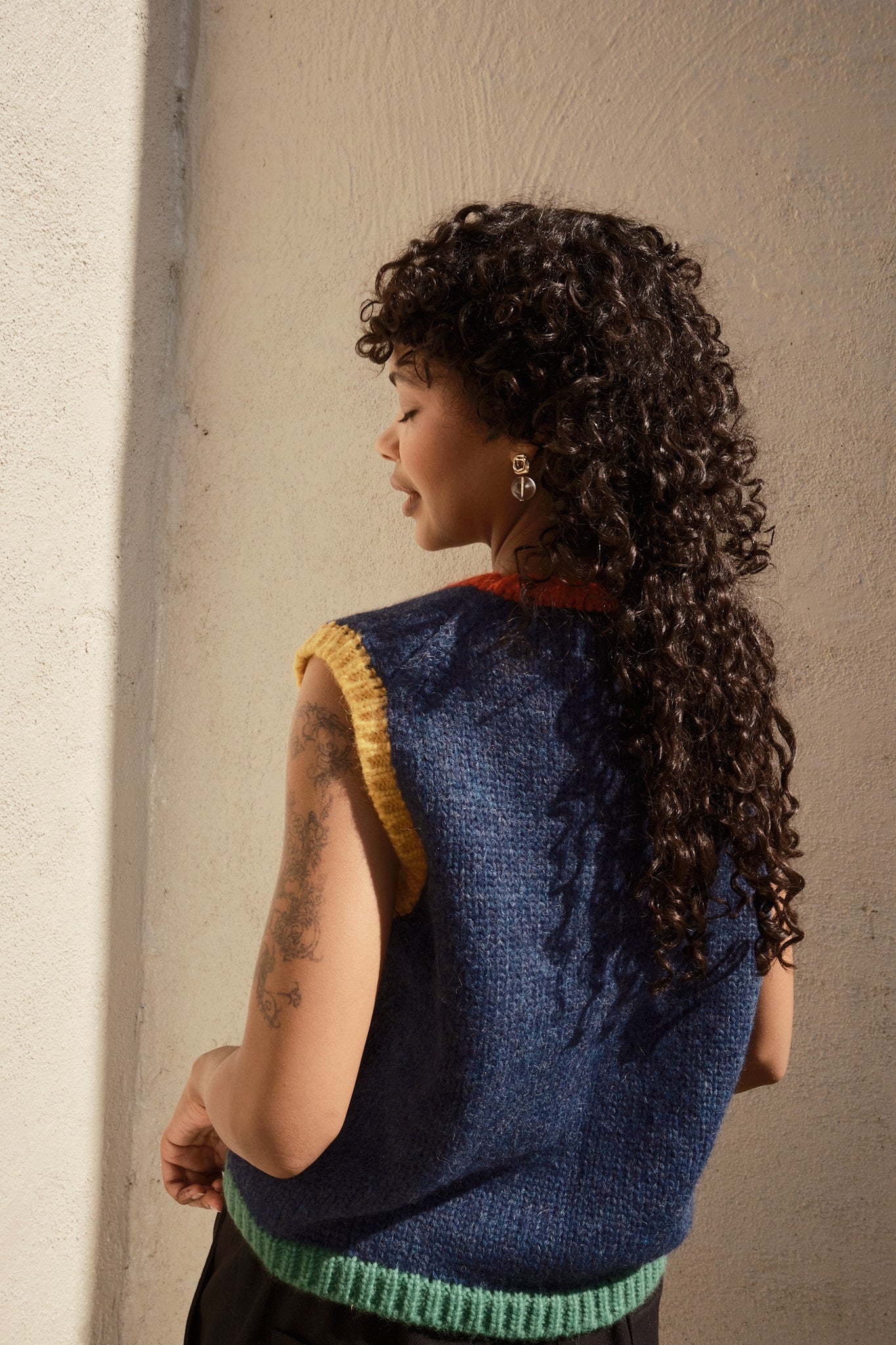 Sabine Alpaca Sweater Vest- Navy Colorblock
