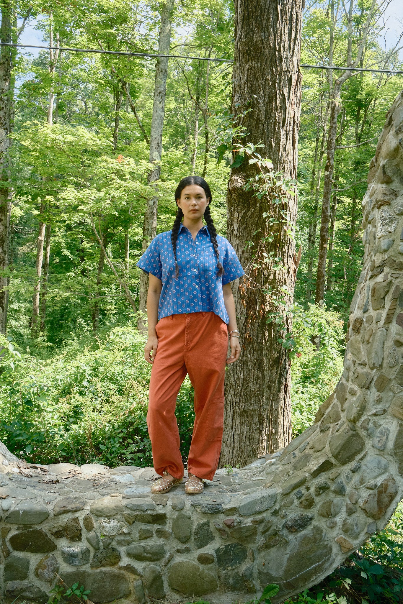 Nikki Chasin x The House That Lars Built Corso Button Down in Cobalt Karin Floral