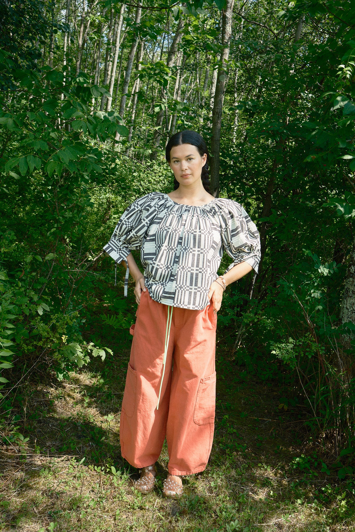 Nikki Chasin x The House That Lars Built Juli Puff Sleeve Top in Licorice Astrid Weave