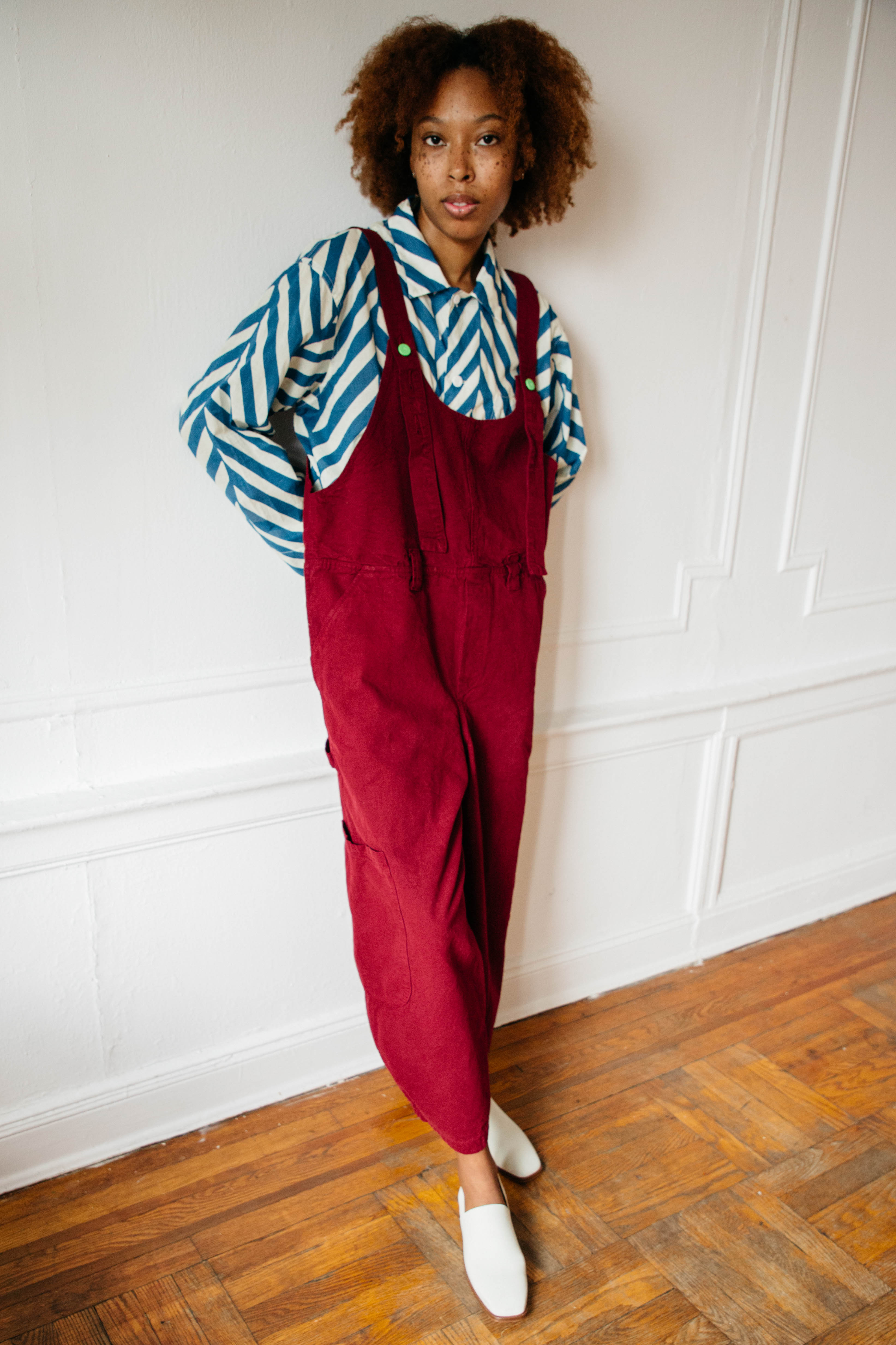 Auckland Jumpsuit Sale Nikkie Jumpsuit Overalls Wine – Nikki Chasin