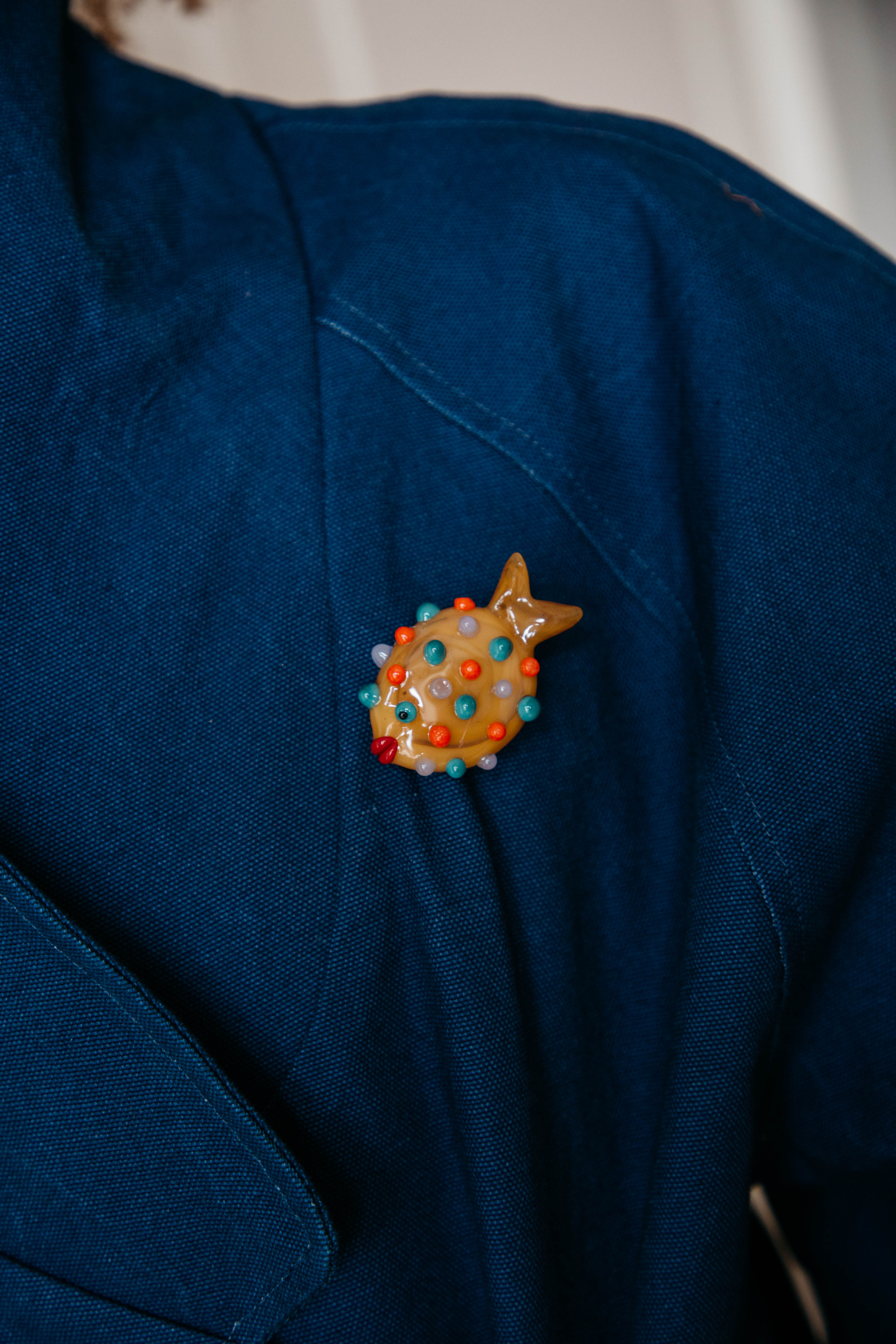 Glass Puffer Fish Brooch - Camel
