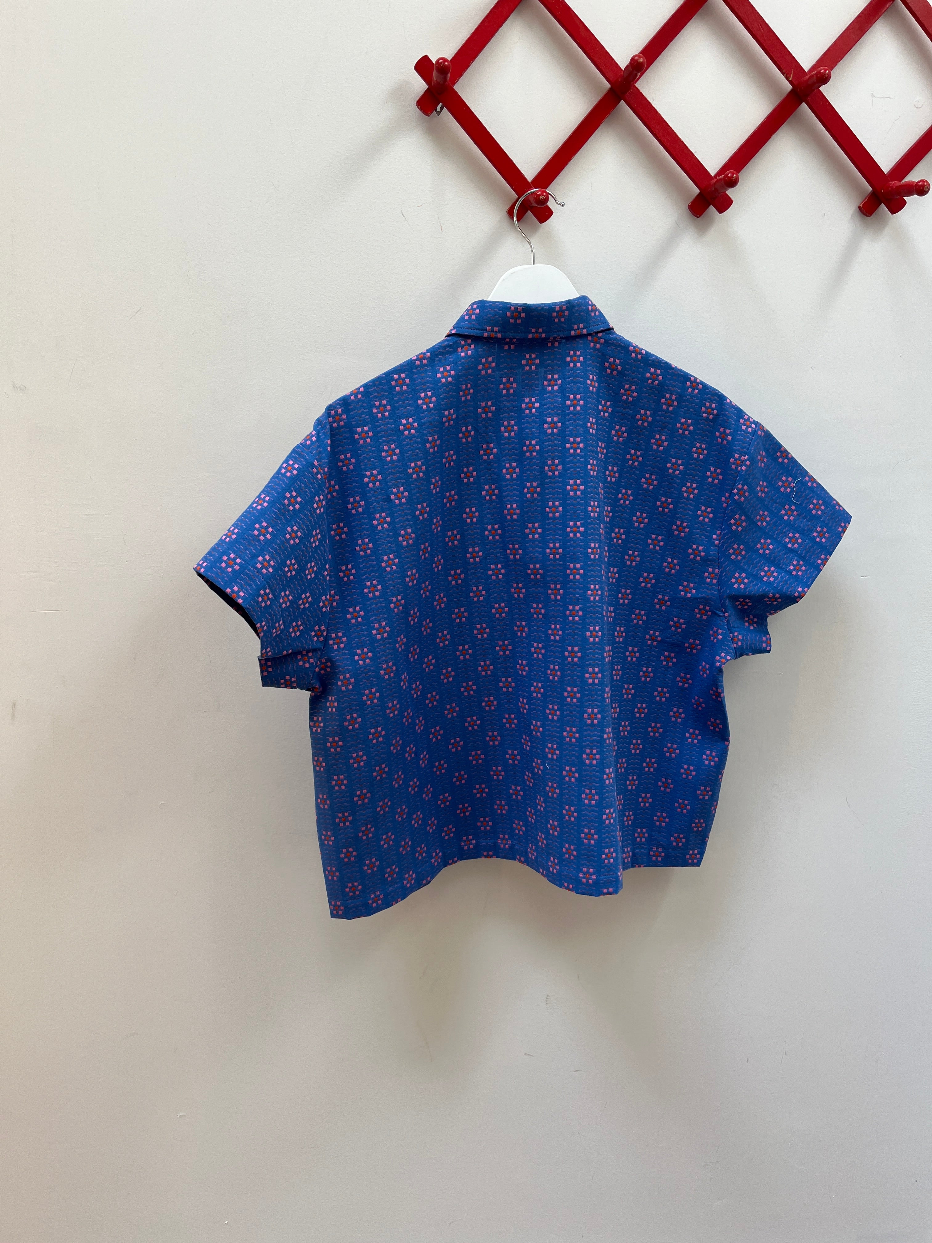 Nikki Chasin x The House That Lars Built Corso Button Down in Cobalt Karin Floral
