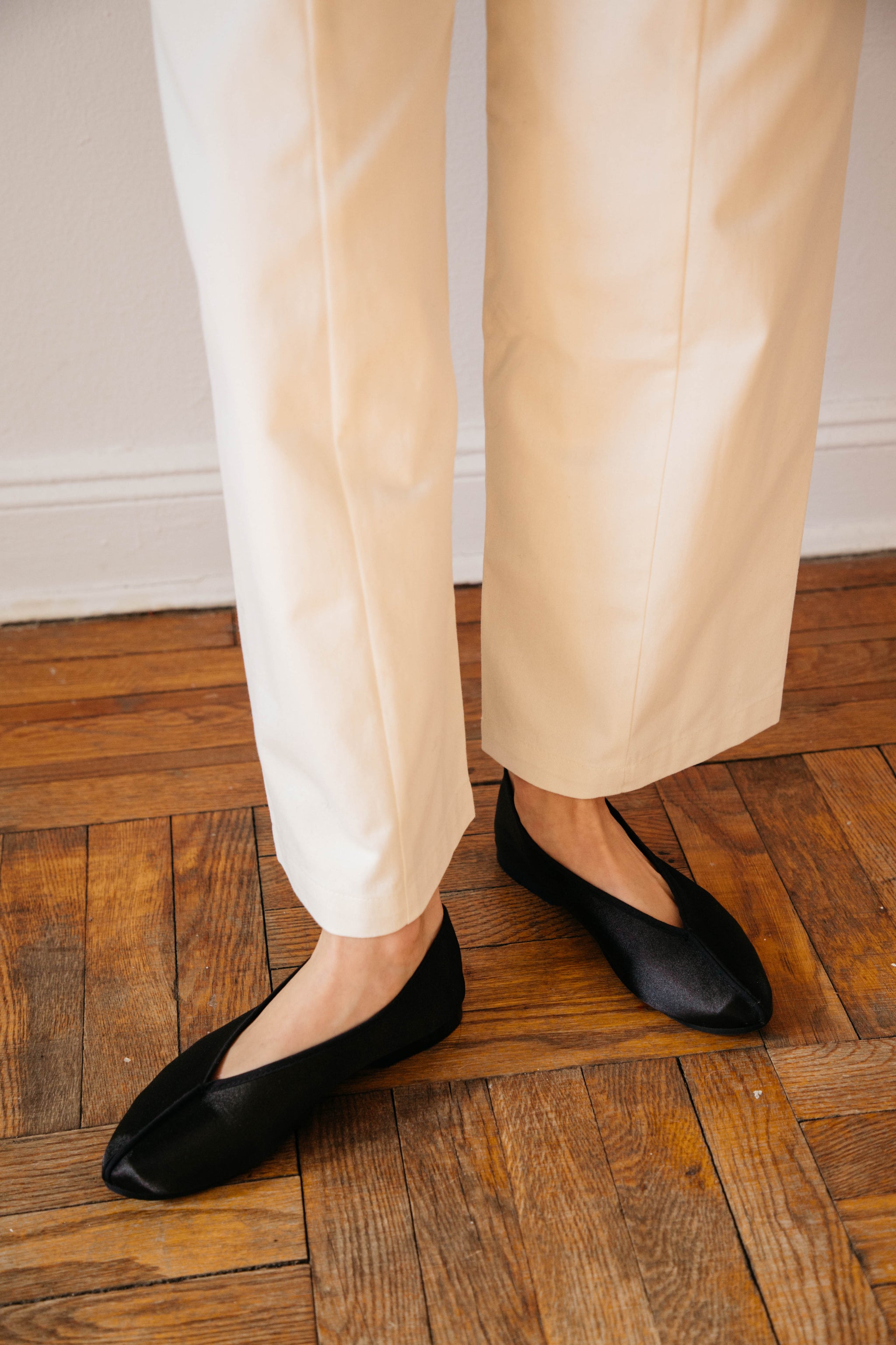 Satin Theater Shoes - Black – Nikki Chasin