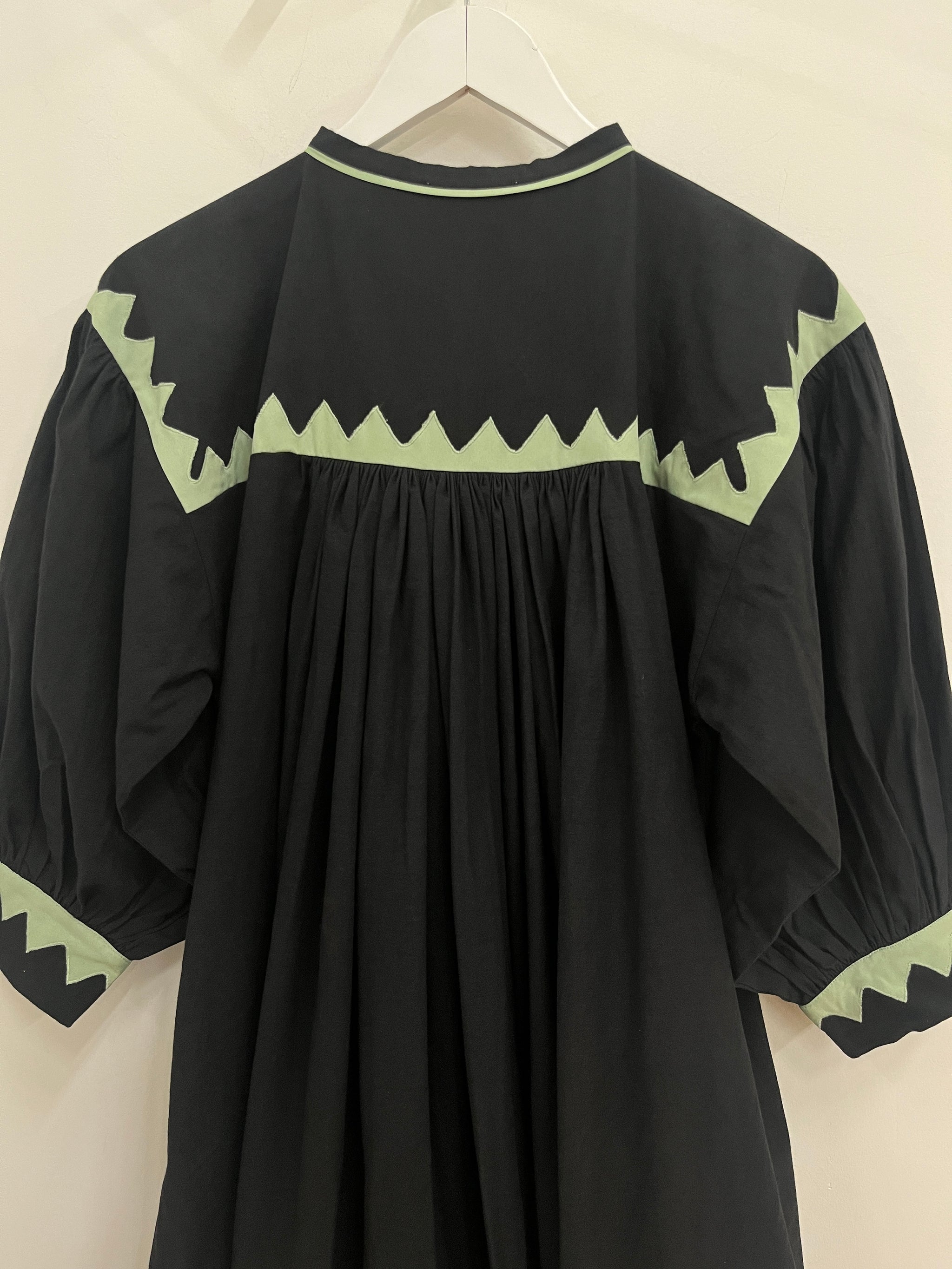 Twirling Dress - Black/Grasshopper Zig Zag Appliqué – Nikki Chasin