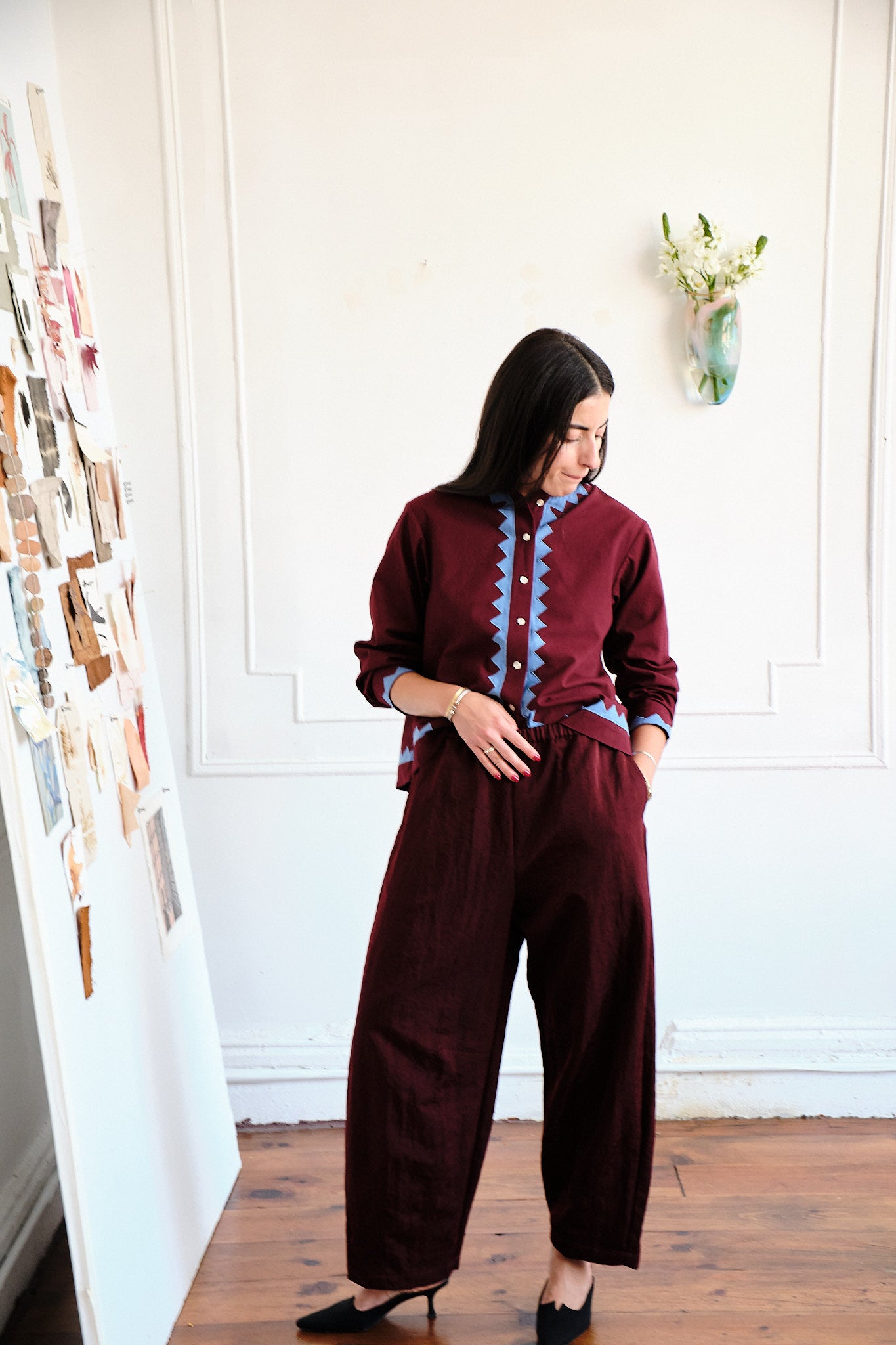 Alpha Buttondown Zig Zag Appliqué - Wine/Grotto