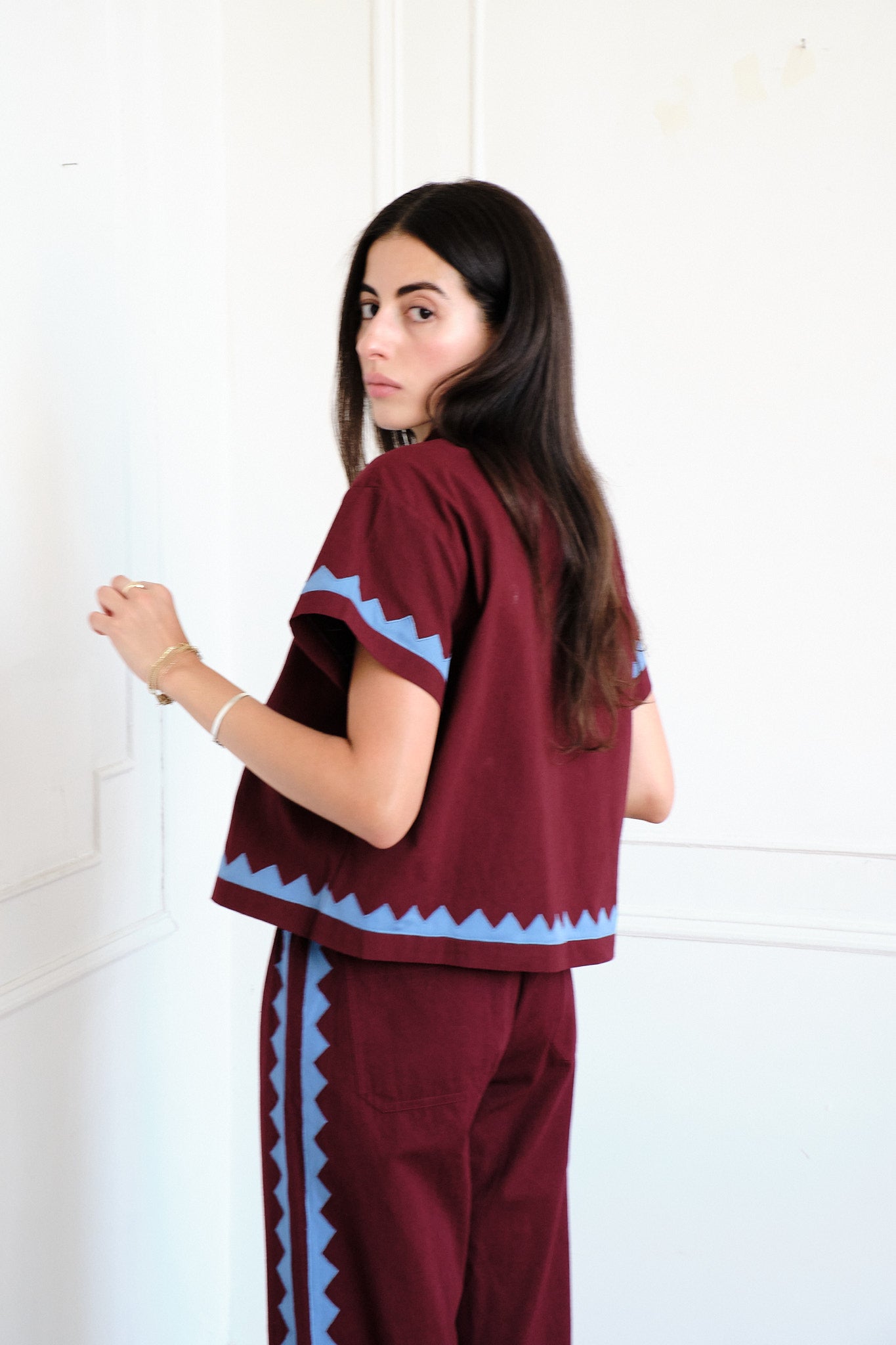 Corso Buttondown Zig Zag Appliqué - Wine/Grotto