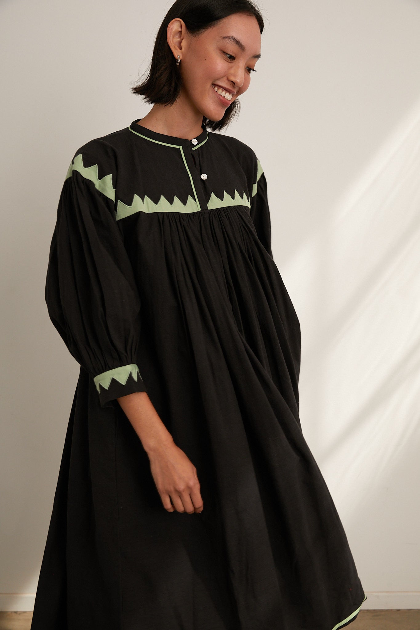 NikkiChasin-zig-zag-applique-dress-black-grasshopper4.jpg
