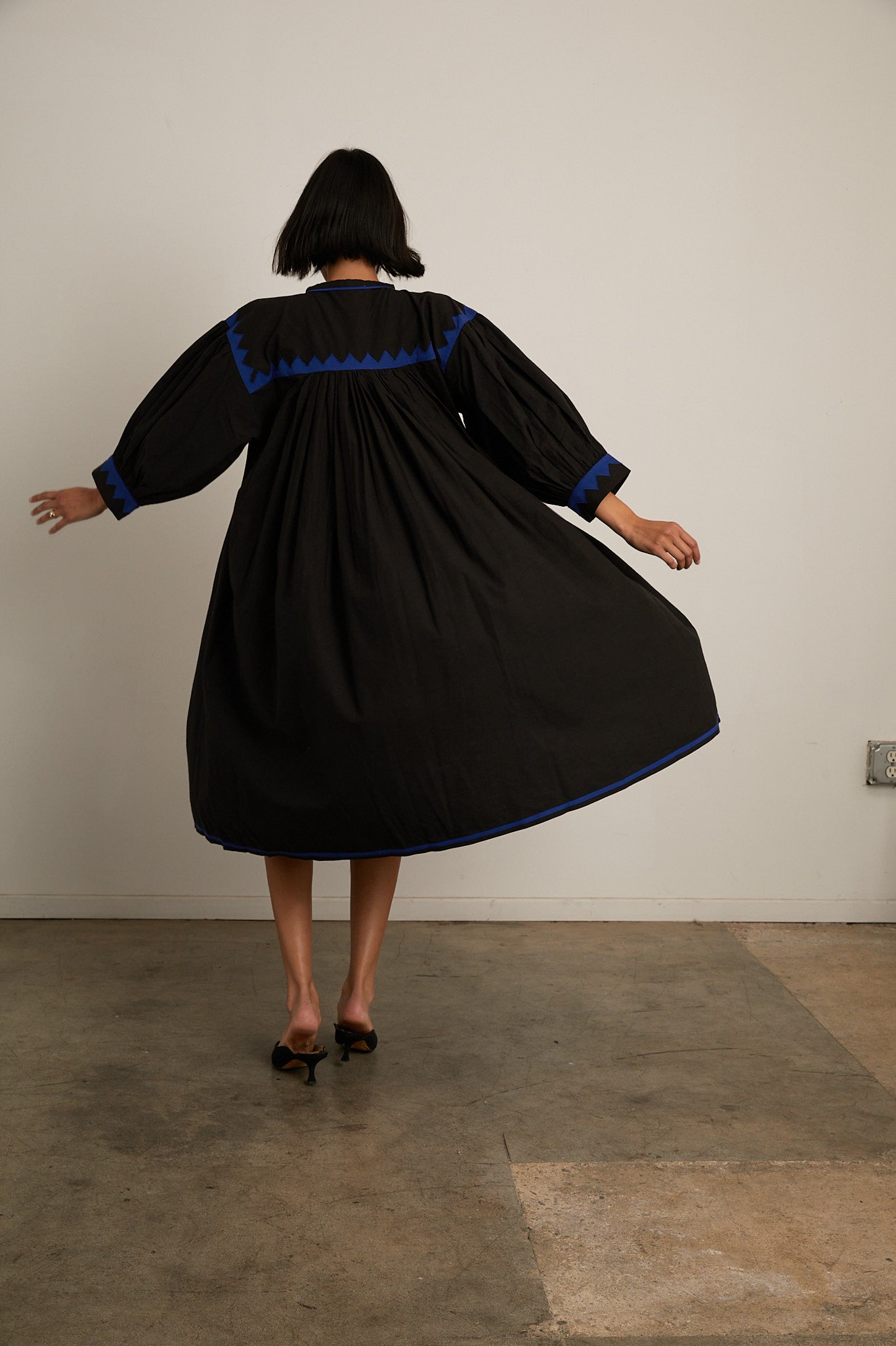 Twirling Dress Zig Zag - Black/ Cobalt
