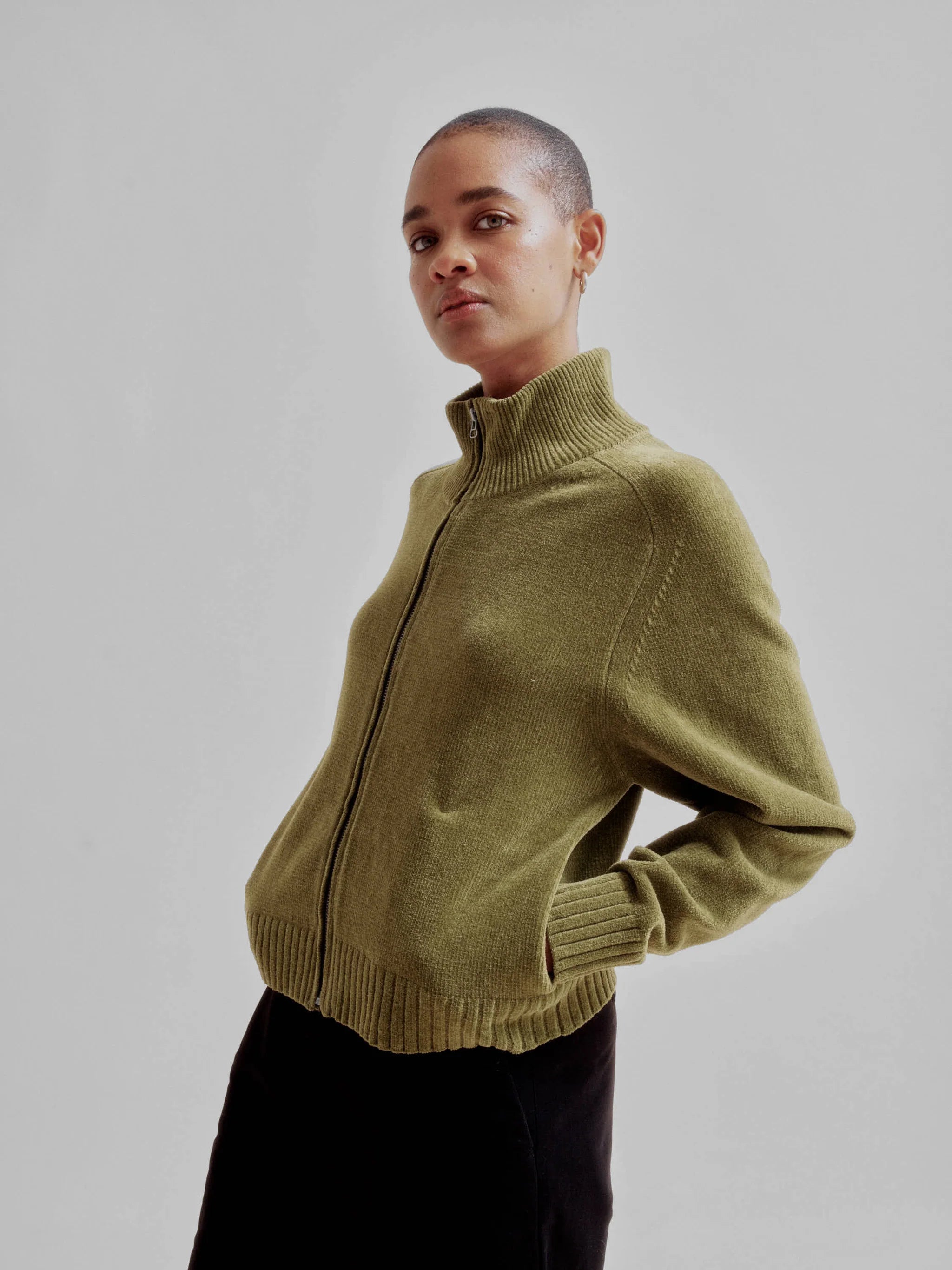 Zip-UpJacket_Pickle_Model_3_2048x_4669fdc3-7382-41ac-8cff-115e88955e50.webp