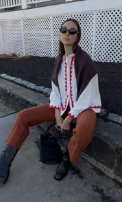 Alpha Buttondown Zig Zag Appliqué - Ivory/Poppy