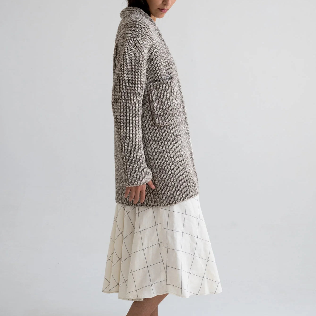 cedro-cardigan-stone-737385.webp
