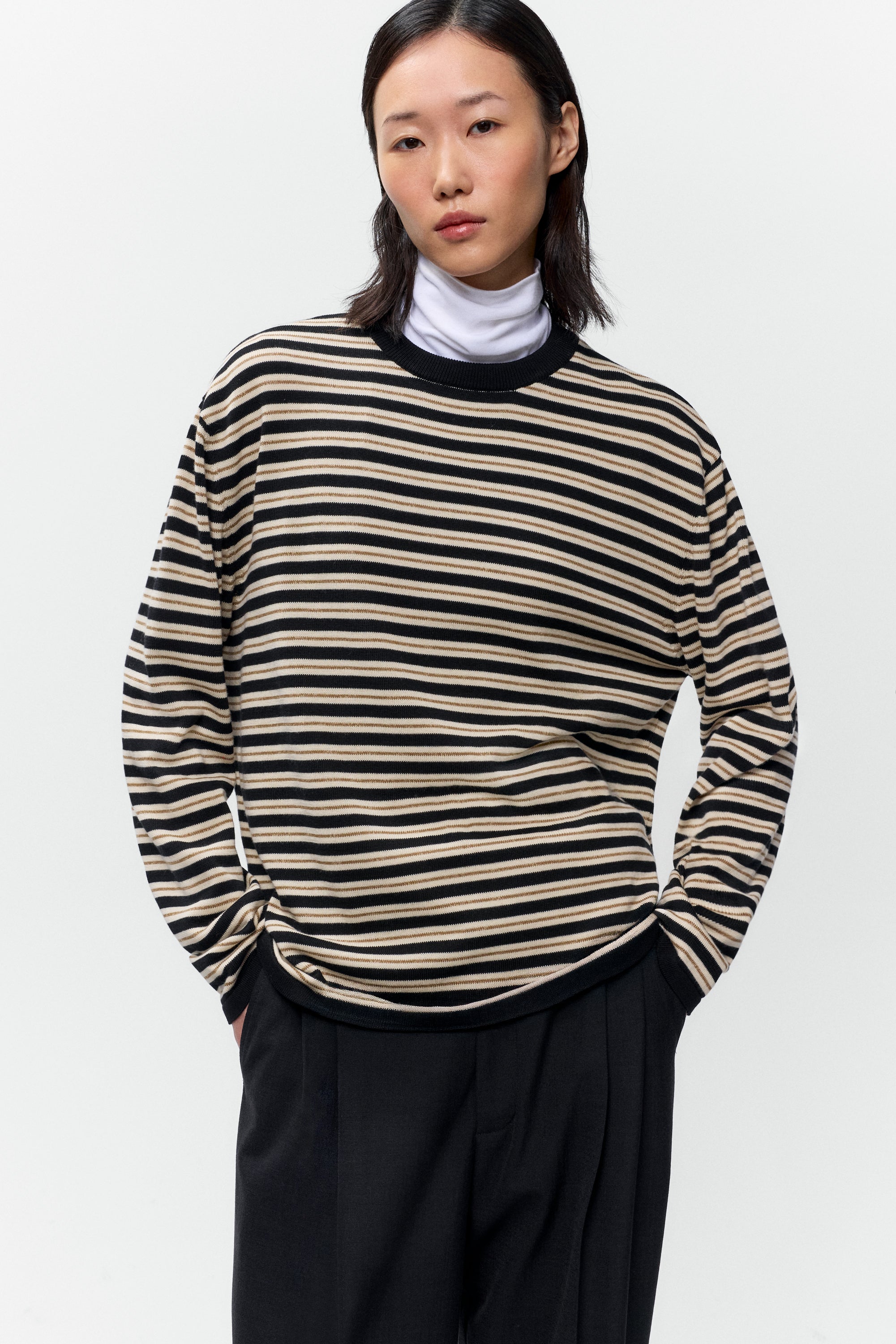 cordera-organic-cotton-striped-long-sleeve-tee-black-fall-winter-26-2.jpg