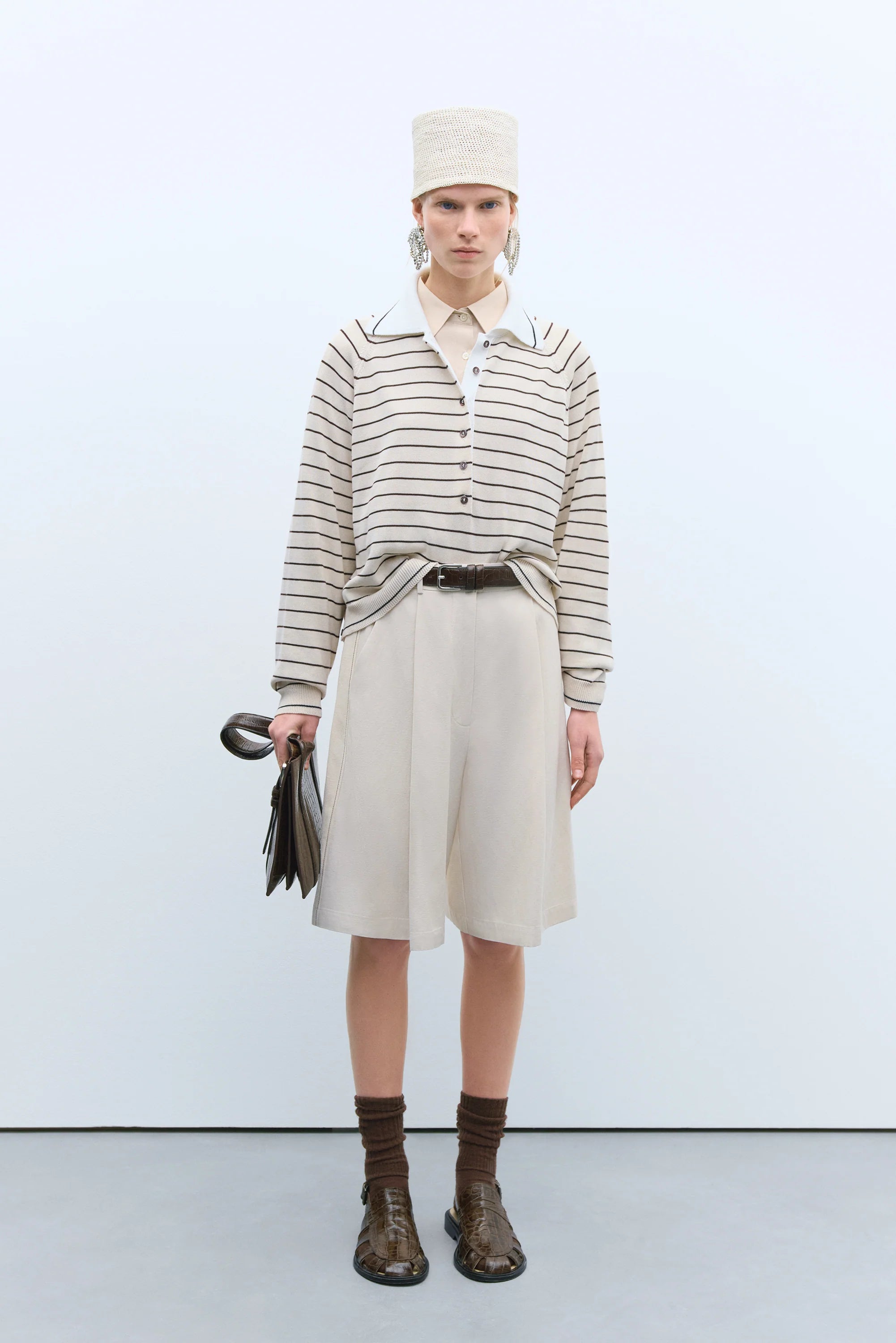 cordera-pre-fall-25-tailoring-bermuda-bicolor-1.webp
