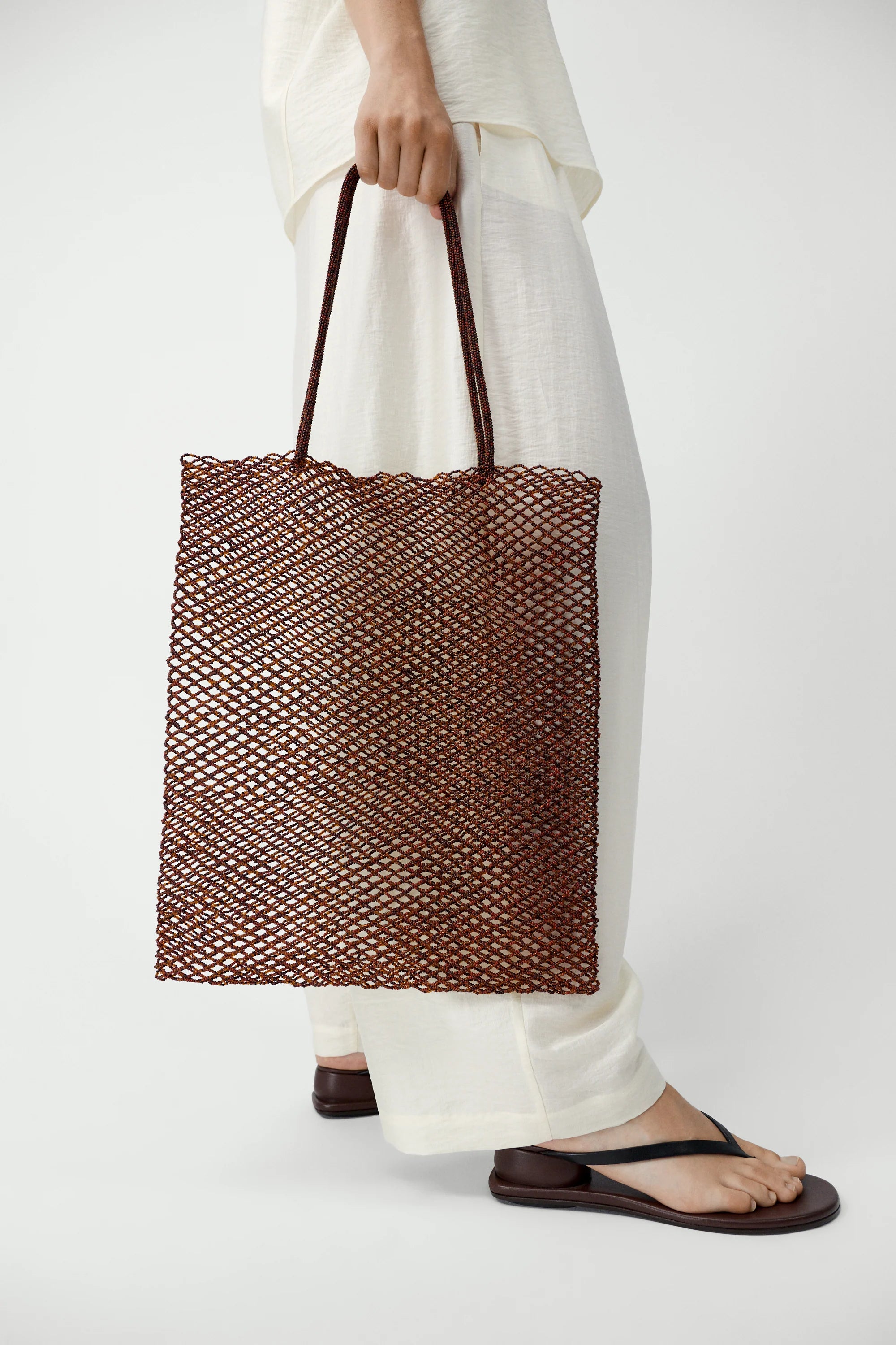 cordera-ss26-handmade-beaded-tote-bag-sierra-1.webp