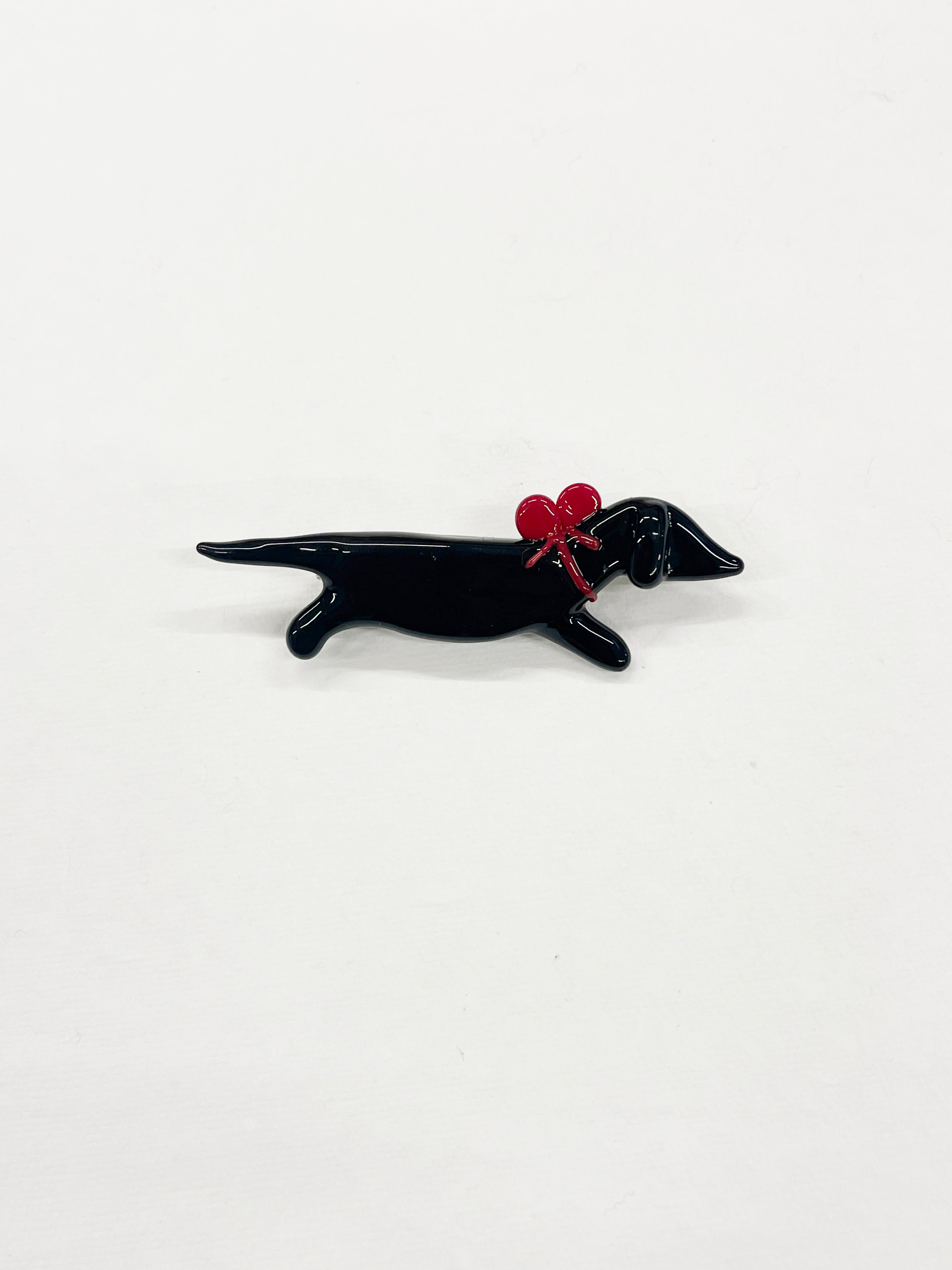 whoiswalkingwhobrooch-black.jpg