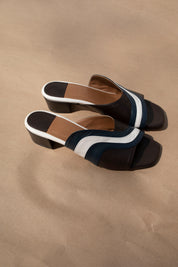 Deco Slide - Black Swirl