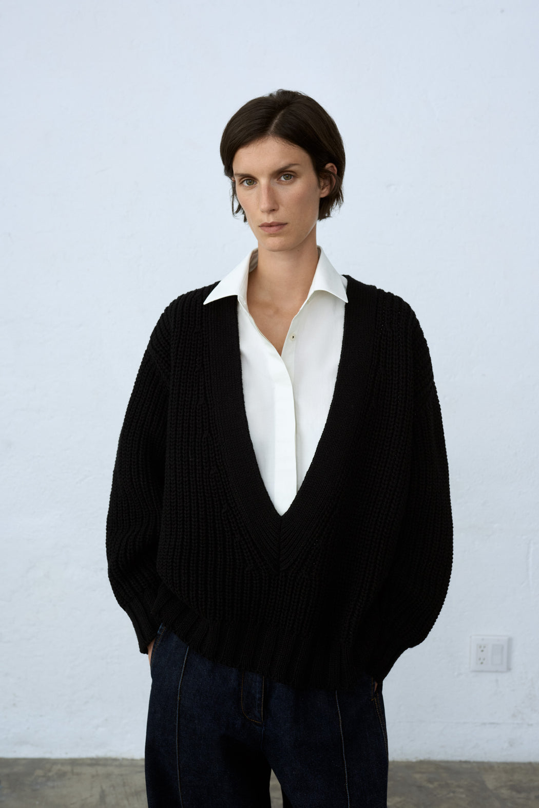 Cordera Cotton V Neck Sweater - Black